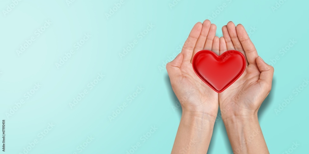 Obraz premium Hand hold red heart shape