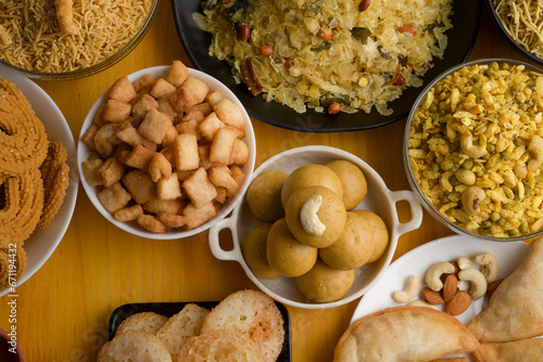 Diwali snacks Diwali faral Festival food items Festival snacks from Maharashtra