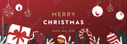 プレゼントやキャンディー、オーナメントで飾られたクリスマス背景バナーテンプレート（赤）　Christmas background banner template decorated with presents, candies and ornaments (red)