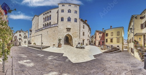 Bilde på lerret Scene from historical medieval town Bale on Croatian peninsula Istria