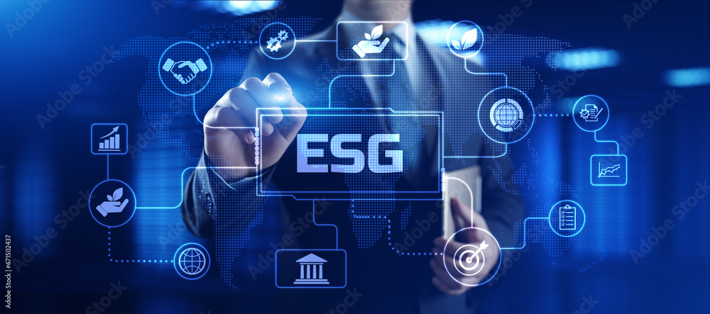 Obraz premium ESG environmental social governance business strategy investing concept. Businessman pressing button on screen.