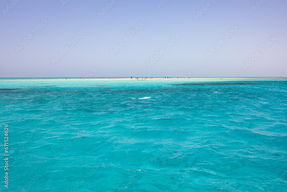 Fototapeta premium red sea white island