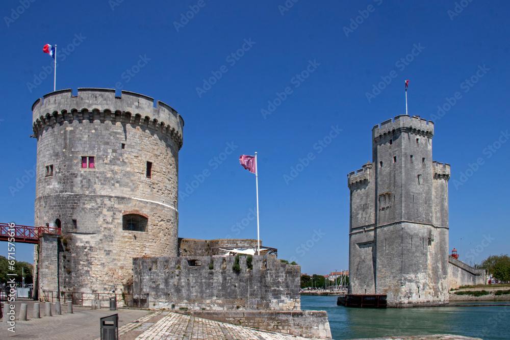 La Rochelle. La Tour Saint-Nicolas, la Tour de la Chaîne. Charente-Maritime. Nouvelle-Aquitaine