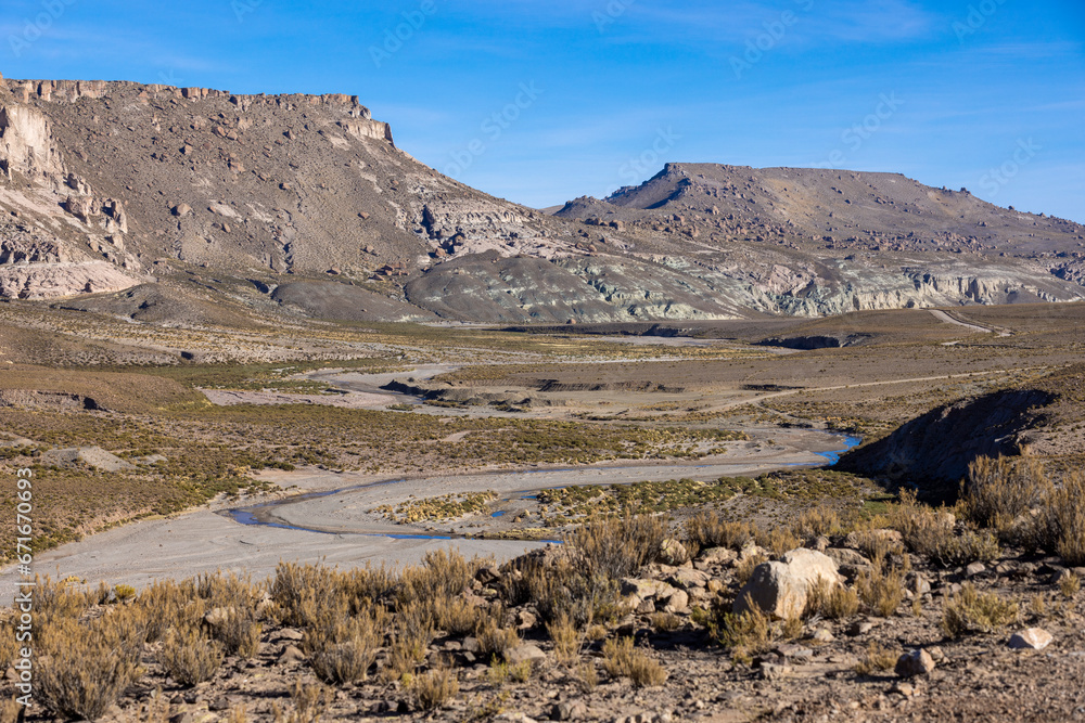 Φωτογραφία Traveling the famous Ruta40 in the scenic Argentinian highlands - fantastic view