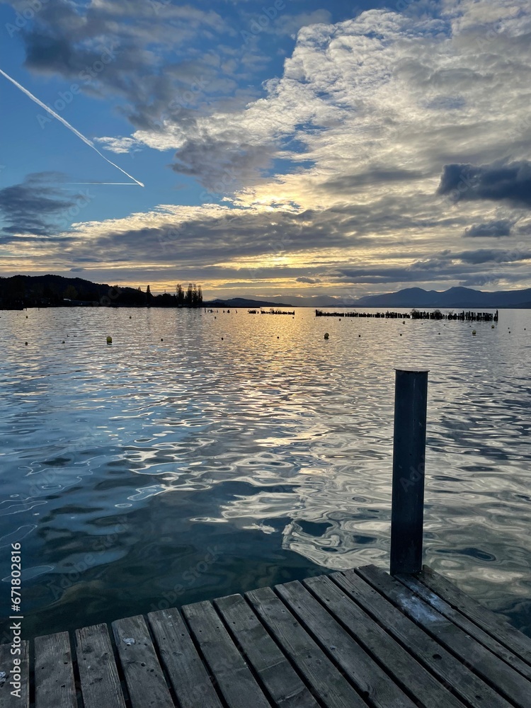 Obraz premium Lac de suisse - Estavayer le leac