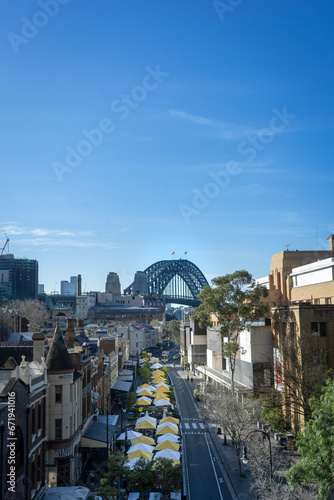 Back alley of Sydney Harbor Bridge 
シドニーハーバーブリッジの路地裏