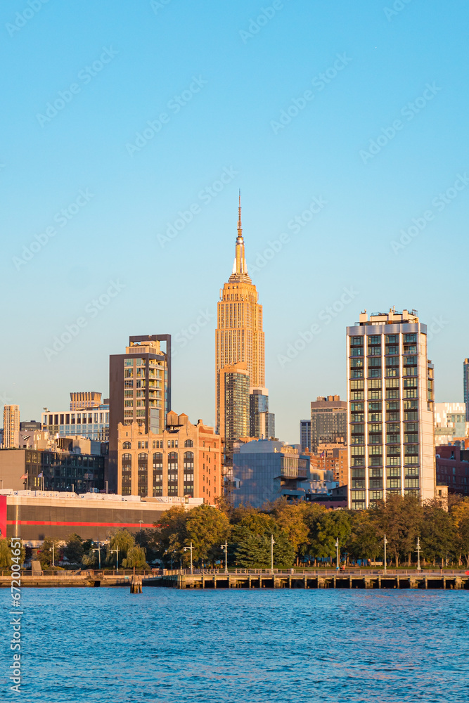 Obraz premium new york city skyline at sunset 