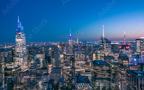 city skyline of New York at night