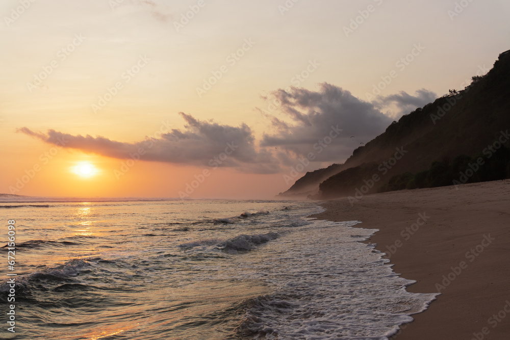 Obraz premium Sunset on the ocean, Bali island