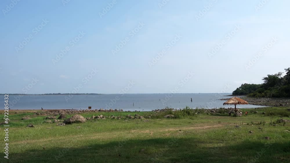The large lake landscape is a tourist attraction in Thailand. The large lake landscape is a tourist attraction in Thailand.