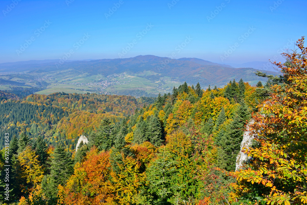 Beautiful  view of the Pieniny National Park and Gorce mountains in sunny autumn day from  Three Crowns, Poland 