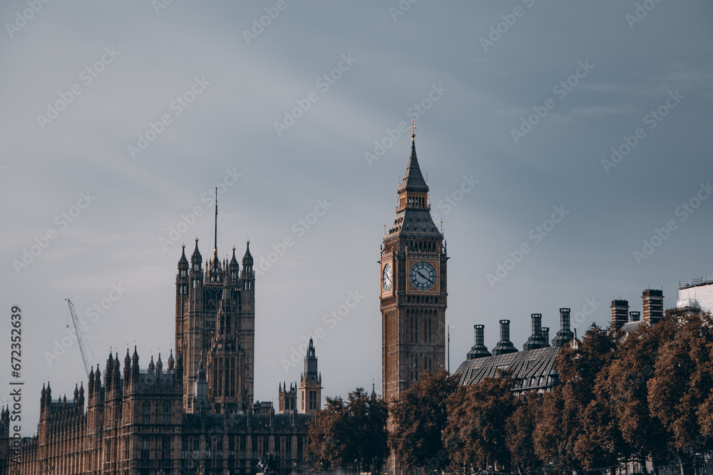 Fototapeta premium big ben by river