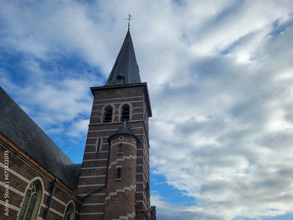 Architektura kościołów w zachodniej Europie, Belgia, Kortenaken.