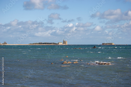 Promenade dans le Cotentin, peu de temps avant la tempête Ciaran à Saint-Vaast-La-Hougue situé en Normandie, France