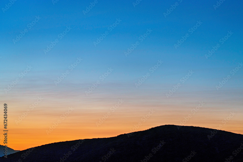Obraz premium sunrise, sunset over mountains, hill, horizon