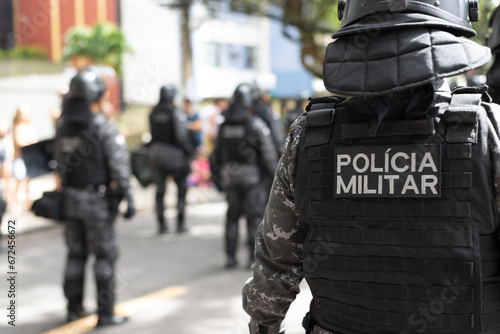 Bild auf Leinwand Military police soldiers are seen during the Brazilian Independence Day parade in the city of Salvador, Bahia