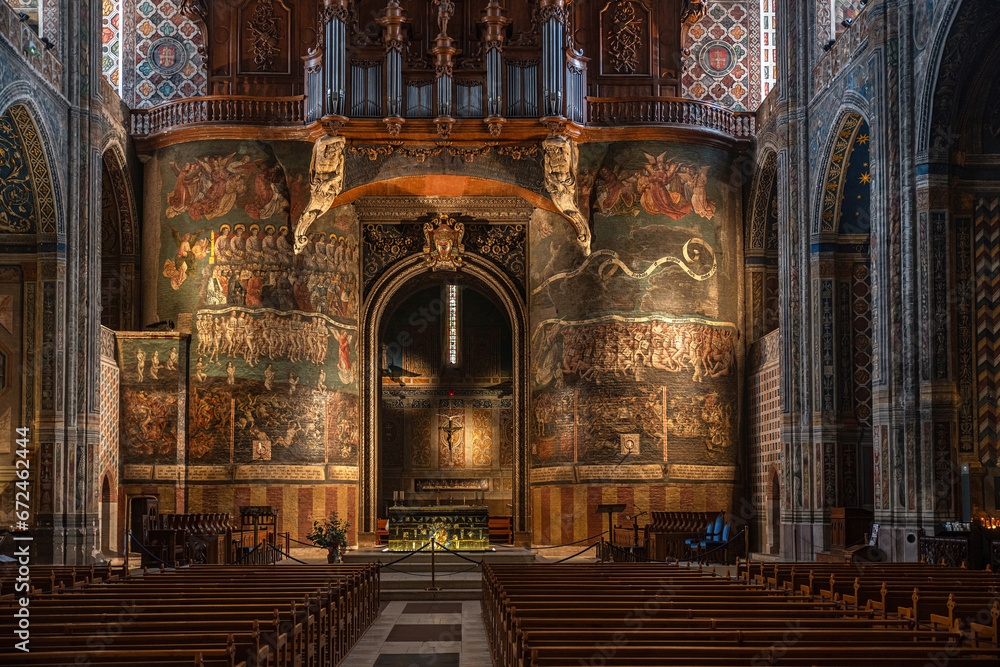 Interior of Sainte Cécile Cathedral in Albi, France - obrazy, fototapety, plakaty 