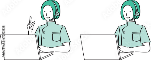 PCを操作するインカムをつけた女性医師・看護師