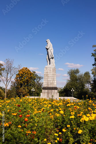 Monument to Taras Shevchenko in the park