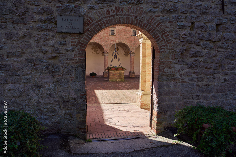Naklejka premium Gate to the Basilica di Sant'Ubaldo, baroque styled church in Gubbio. Italy 