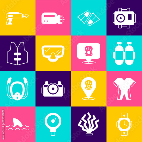 Set Diving watch, Wetsuit for scuba diving, Aqualung, Flippers swimming, mask, Life jacket, Fishing harpoon and Scallop sea shell icon. Vector