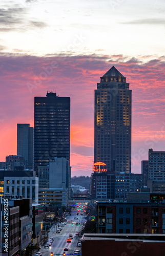 Vertical composition of Des Moines skyscrapers at sunset