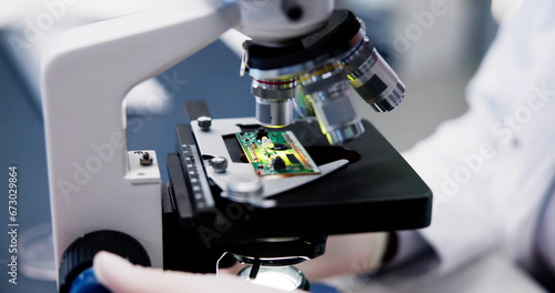 Obraz na płótnie Semiconductor Microscope Research And PCB Circuit Manufacturing
