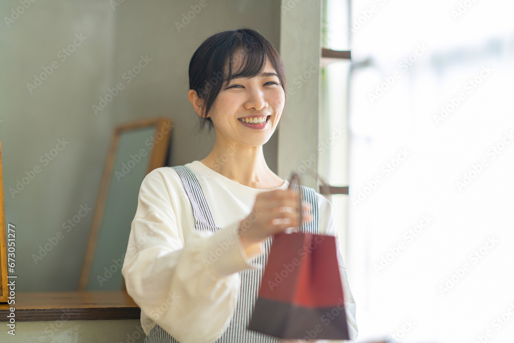 ショップ店員 ショップ店員