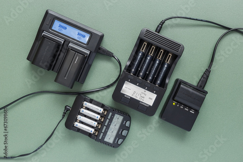 Chargers for AA, AAA, lithium-ion, nickel-cadmium batteries, etc. photo