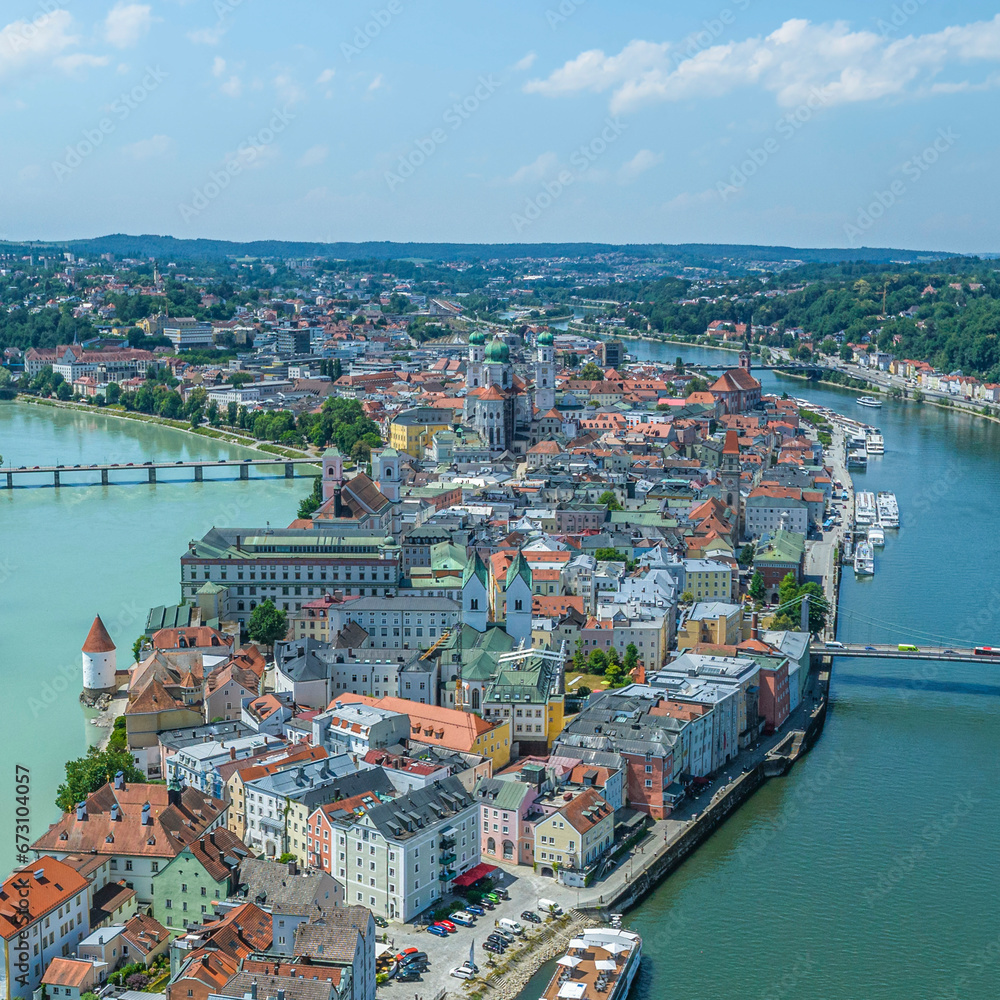 Die Altstadt von Passau in Niederbayern von oben
