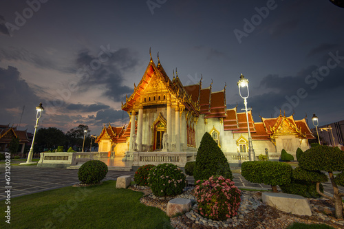 Wat Benchamabophit (Benjamaborphit) dusitvanaram or marble temple at twilight