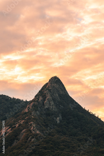 석양, sky, 마운튼, 일출, 구름, 마운튼, 네이처, 경관, 태양, orange, 구름, 오늘밤, 모닝, 실루엣, 새벽, 저녁, 햇빛, red, 고개, 미, 여행, 경치, 고개, yellow, 라이트