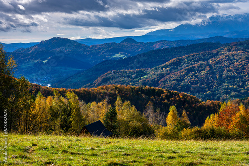 Fototapeta Naklejka Na Ścianę i Meble -  Pieniny i Tatry z Beskidu Śądeckiego