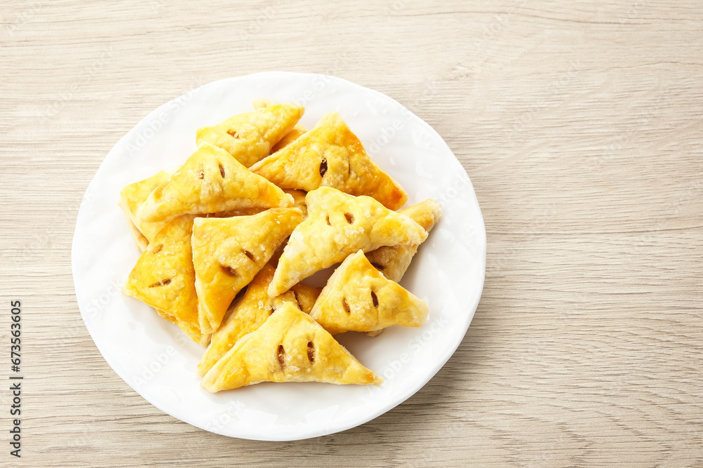 Pineapple Pastry, cookies with pineapple jam filling.
Pineapple Pastry, cookies with pineapple jam filling.