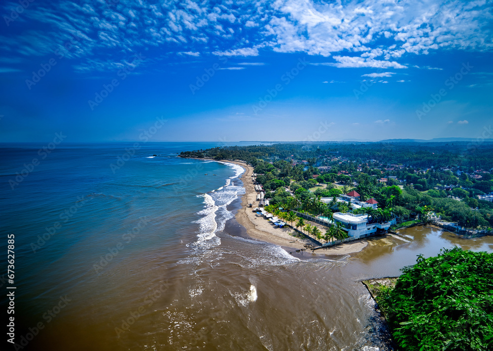Obraz premium view from the beach