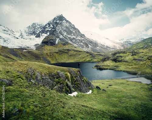 Fototapeta Naklejka Na Ścianę i Meble -  lake in the mountains