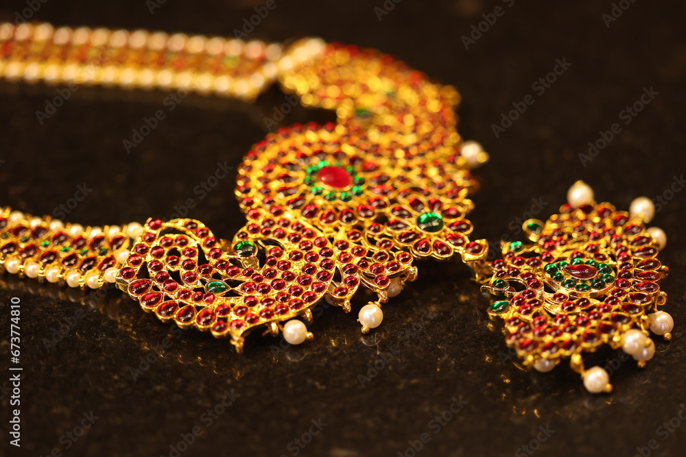 multiple kundan stone, temple jewelry meant to accessories for bharathanatyam dancers multiple kundan stone, temple jewelry meant to accessories for bharathanatyam dancers