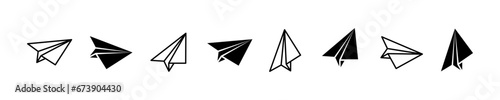 Black paper plane icons in origami style. Flight linear paper airplane. Vector 10 Eps. © Pavlo