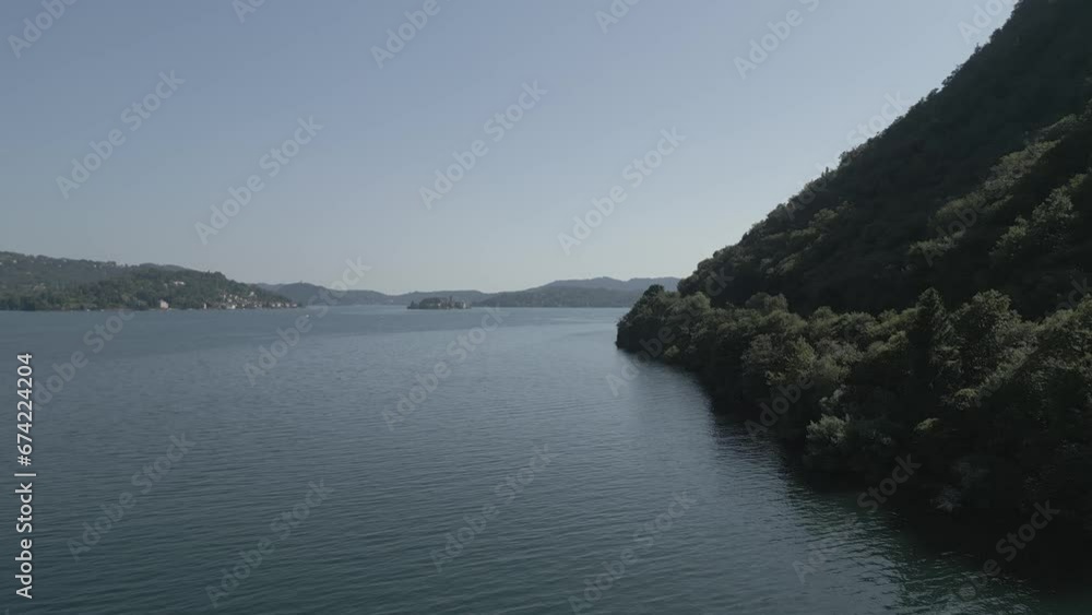 Lago d'Orta in estate