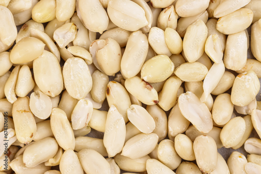 Kacang Tanah Kupas or Peeled Peanuts Seeds.