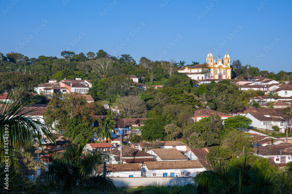 Obraz premium Panoramic aerial view of the city of Tiradentes with colorful sky at sunset, Minas Gerais.