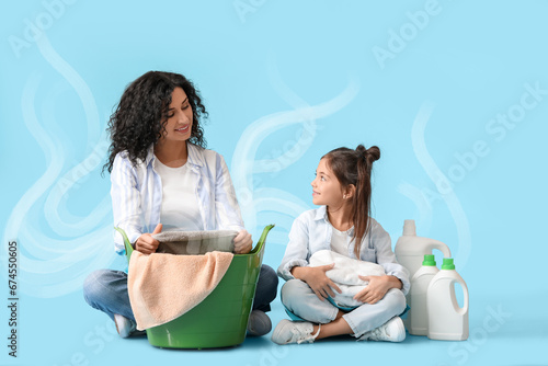 Mother and little daughter ...