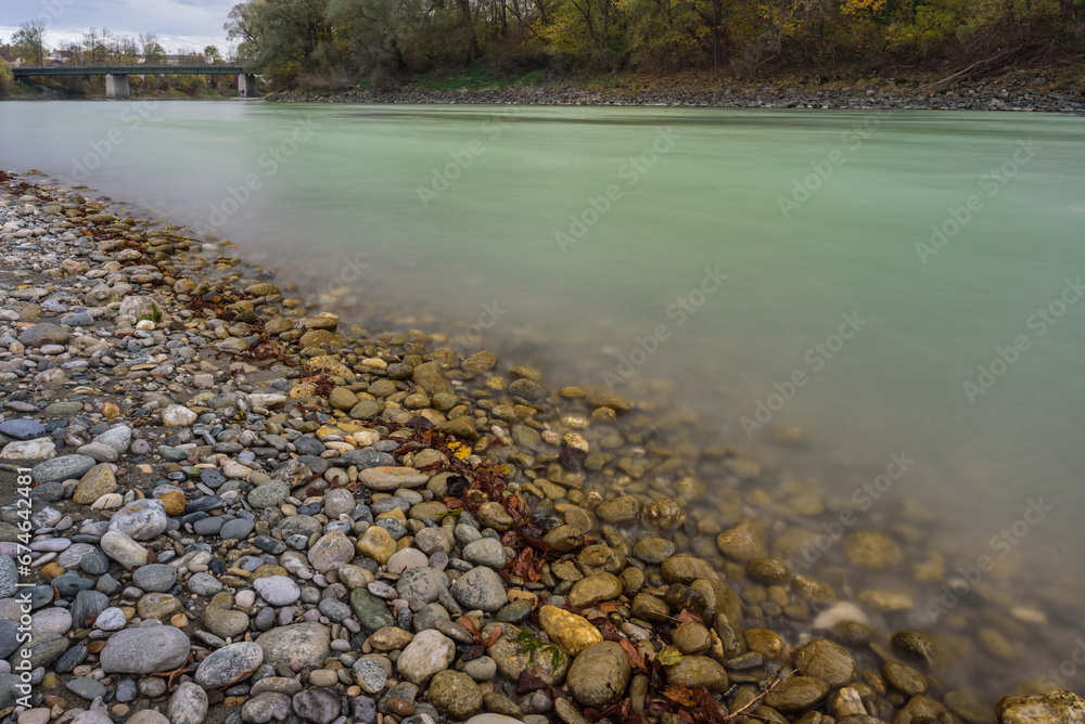 Inn bei Mühldorf am Inn im Herbst Inn bei Mühldorf am Inn im Herbst