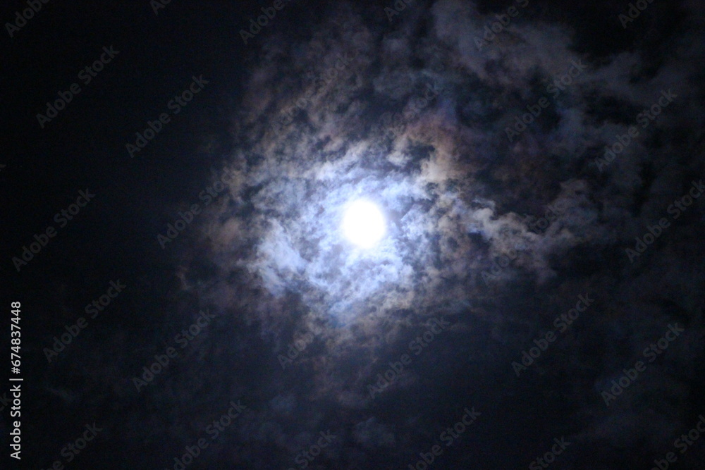 Obraz premium スーパームーン 満月 月のある景色