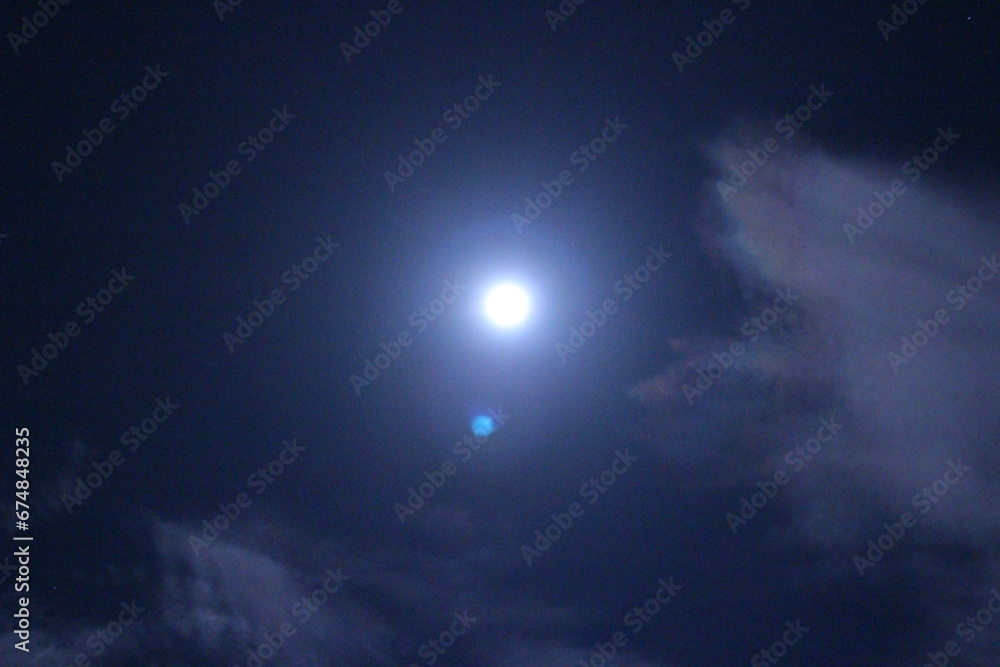 Obraz premium スーパームーン 満月 月のある景色