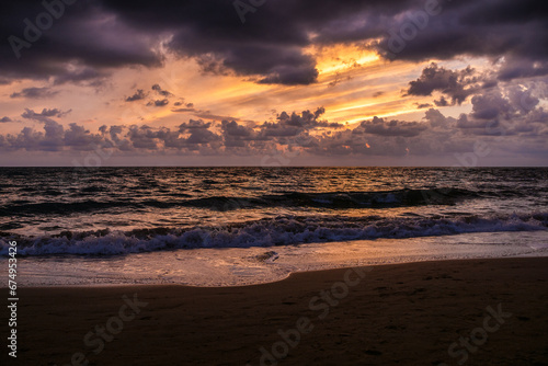Traumhafter Sonnenuntergang am Meer T  rkei Kumk  y   Urlaub 