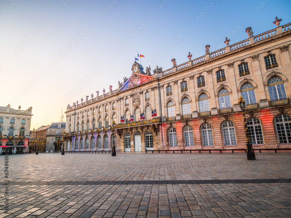 Wide angle view of the Nancy town hall at the Place Stanislas (Stanislaw Square) at dawn, UNESCO World Heritage Site, Nancy, Meurthe et Moselle, Lorraine, Eastern France.