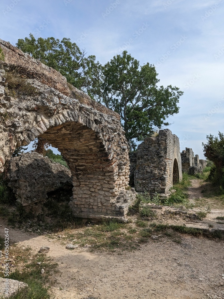 Scenic view of Roman aqueduct and arches