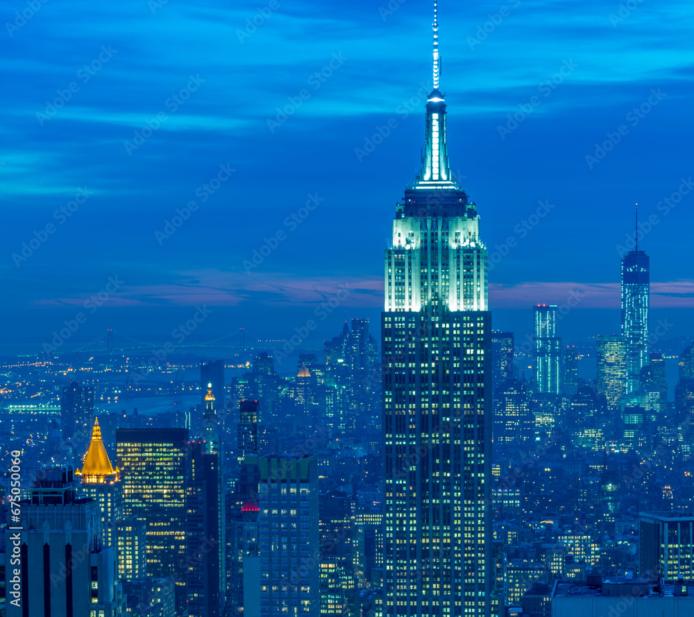 Obraz premium View of New York Manhattan during sunset hours