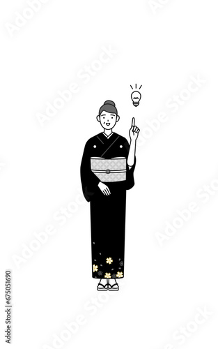 アイデアを思いついた着物姿のシニア女性、お正月の初詣や結婚式などで